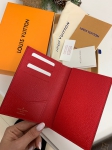 Обложка на паспорт Louis Vuitton Артикул LUX-25519. Вид 2