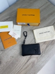 Ключница Louis Vuitton Артикул LUX-70518. Вид 1