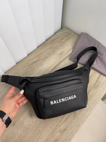 Поясная сумка  Balenciaga LUX-70507