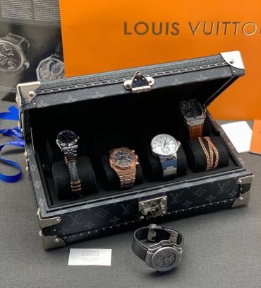 Шкатулка для хранения часов Louis Vuitton LUX-61726