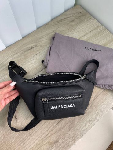 Поясная сумка  Balenciaga LUX-70506
