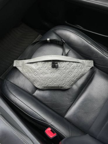 Поясная сумка Louis Vuitton LUX-72184