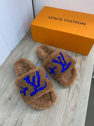 Меховые тапочки  Louis Vuitton LUX-74059