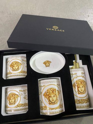 Набор для ванной комнаты  Versace LUX-78066