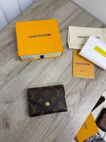 Кошелек  Louis Vuitton LUX-83772
