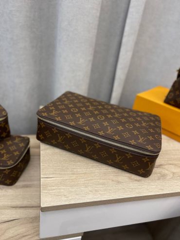 Косметичка Louis Vuitton LUX-101713