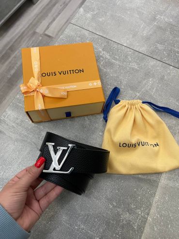 Ремень двусторонний Louis Vuitton LUX-102411